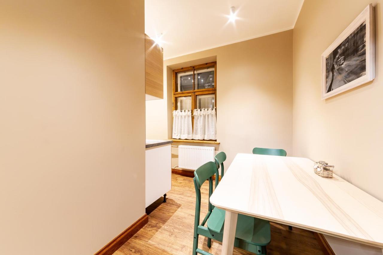 Gourmet Storie'S Ap 68Sqm Renovated Free Parking Lejlighed Riga Eksteriør billede